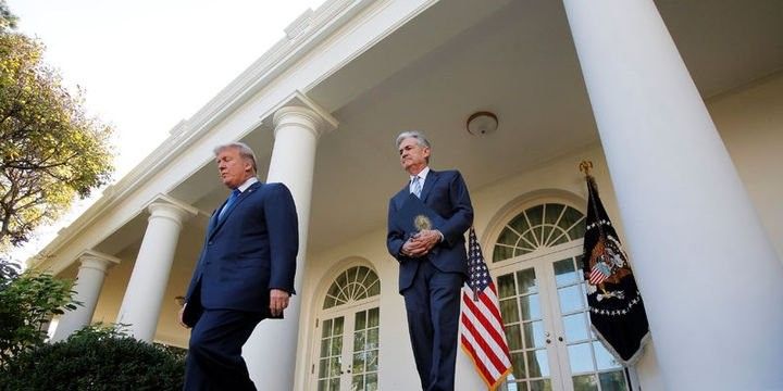 Tramp: Fed dolları gücləndirdi, emal sektorunu zəiflətdi