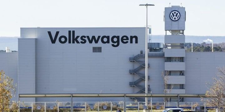 Volkswagen Türkiyəyə sərmayə yatırmaq planını təxirə saldı 