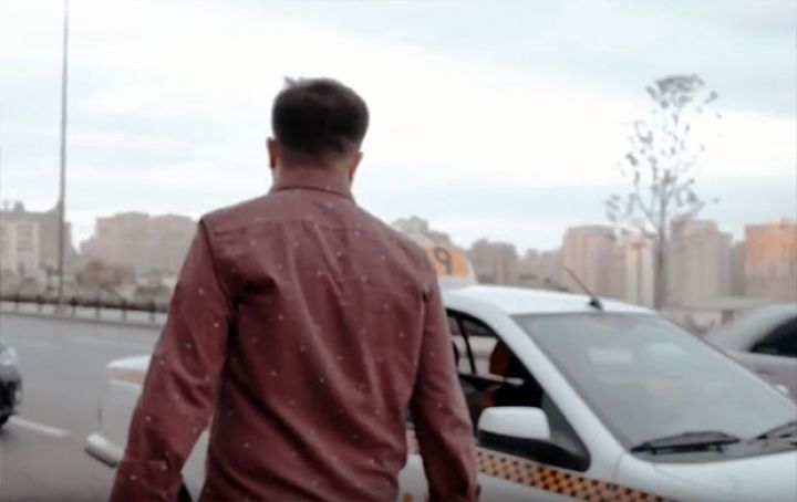 Azərbaycanın məşhur taksi xidmətindən yeni reklam çarxları