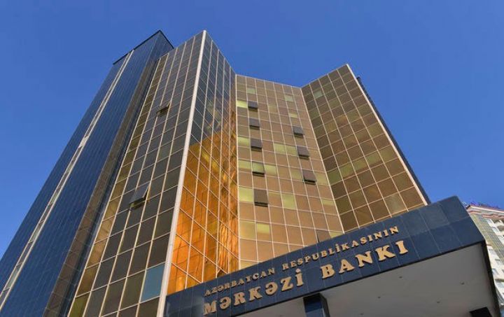 Banklara saxta əsginaslarla bağlı xəbərdarlıq 