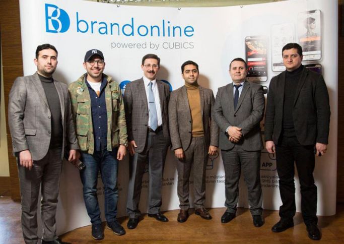 Azərbaycanda ilk dəfə – cəmi 21 günə onlayn mağaza hazırlanır - FOTO, VİDEO