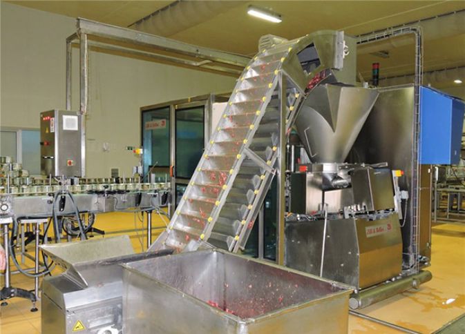 Zavod direktoru cəzalandırıldı