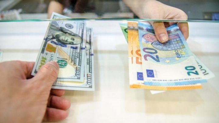 Rəsmi məzənnələr açıqlandı