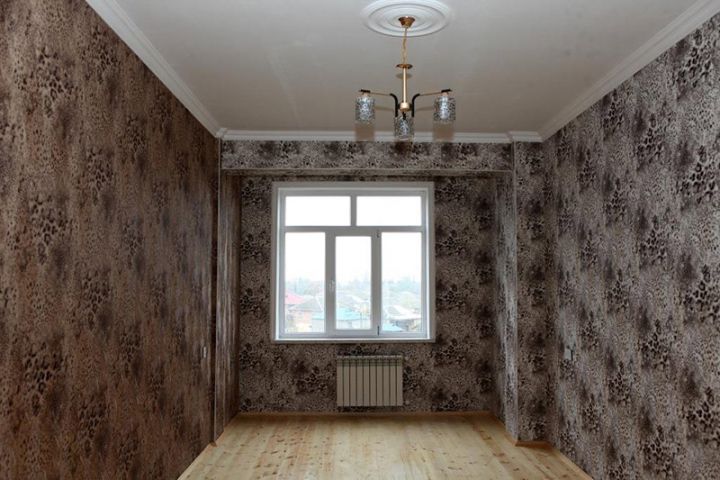 Fond 413 mənzili  kirayəyə verib