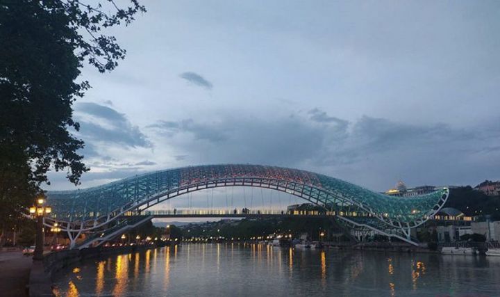 Gürcüstanın Azərbaycanla mənfi ticarət saldosu kəskin azalıb