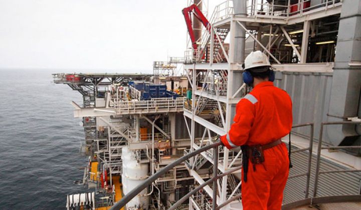 Cari ildə neft investisiyalarının 32 faiz azaldığı proqnozlaşdırılır