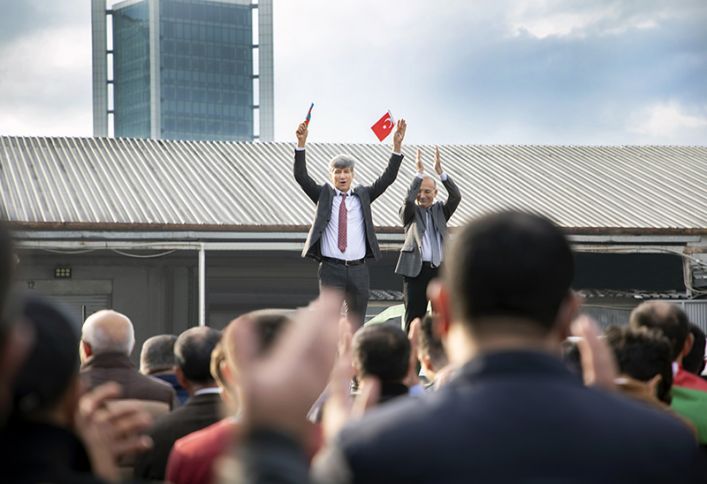 "İnci Şirkətlər Qrupu"nun kollektivi qələbə xəbərini böyük coşqu ilə qarşılayıblar