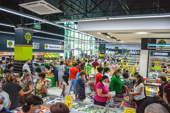 Yanvarda bir ölkə sakini orta hesabla 316,3 manatlıq məhsullar alıb