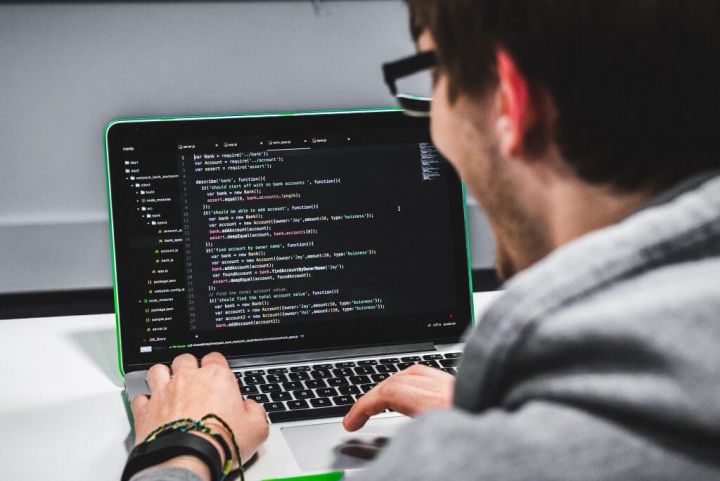 Bank üçün proqramçılar yetişdirən layihə başlayır