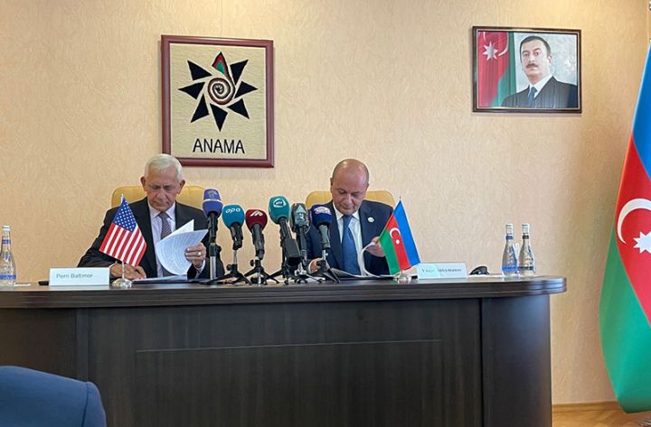 Kapital Bank minaların təmizlənməsi prosesinə dəstək göstərir