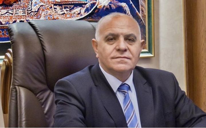 Çayçını şirkət direktoru, oğlunu müavin təyin edib - MƏHKƏMƏ