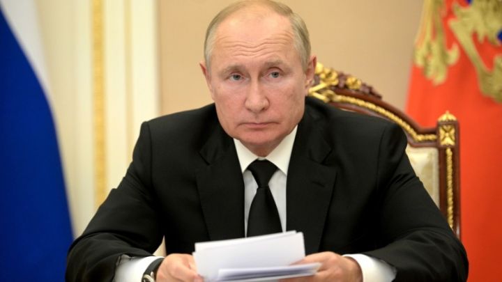 Putin, qiymət 840% artırdıqdan sonra Avropaya qaz ixracını artırmağı tapşırdı
