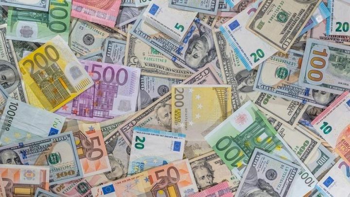 Rəsmi məzənnələr açıqlandı