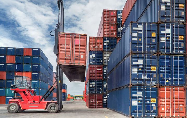 Nazir: "Bu ilin yekunlarına görə Azərbaycanın qeyri-neft ixracı 2,2 milyard manatdan çox olacaq"