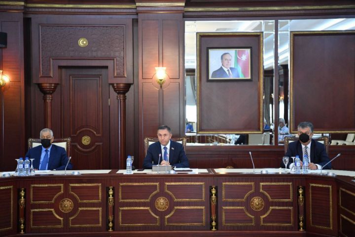 “Lombardlar haqqında” qanun layihəsinin növbəti müzakirəsi başlayır