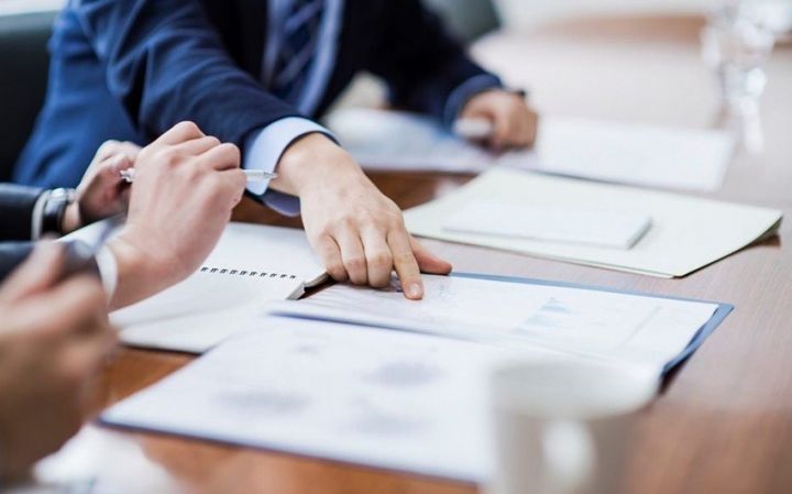 Bəzi iş yerlərinin fəaliyyətinə icazə verilir