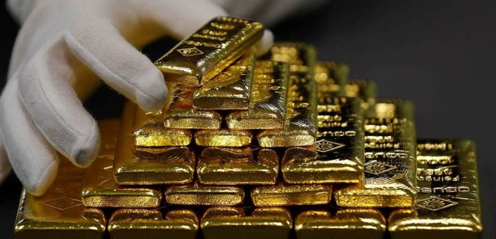 Qızılın qiyməti noyabr ayından bəri ən yüksək səviyyəyə çatıb