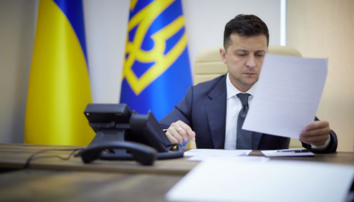 Ukrayna Prezidenti səfərbərlik haqqında fərman imzalayıb