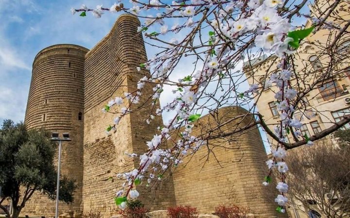 ABŞ Azərbaycanı pandemiya dövründə səyahət üçün ən yaxşı ölkələrdən biri elan edib