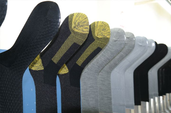 Azərbaycanda corab fabriki yaradılacaq - ÖZƏL ŞİRKƏTƏ AŞAĞI FAİZLƏ BORC VERİLDİ