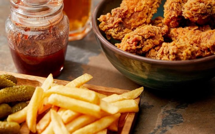 Rusiyadakı KFC şəbəkəsinin yeni adı Rostic's olacaq