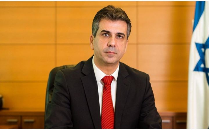 İsrailin naziri Azərbaycana gəldi, onu 20 şirkətin nümayəndələri müşayiət edir