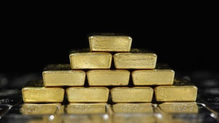 3 ildə qızılda ilk illik bahalaşma