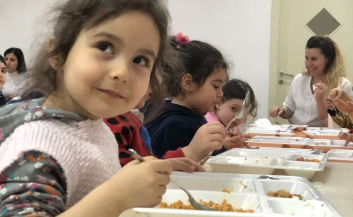 2023-cü ildə bağçaları yeməklə təchiz edəcək bəzi şirkətlər məlum oldu - 31,7 MİLYON MANAT ALACAQLAR