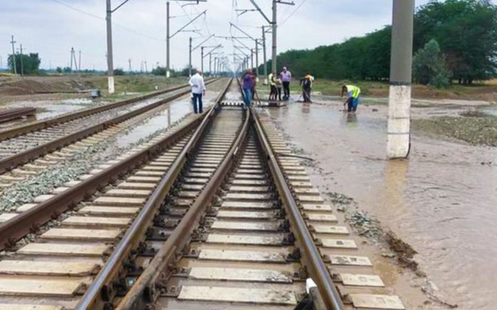 Bakı-Ağstafa dəmir yolu xəttində sel təhlükəsi yaranıb
