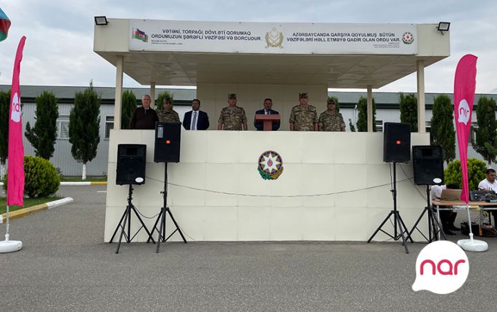 Nar Silahlı Qüvvələr Günü münasibətilə hərbçiləri təbrik edib