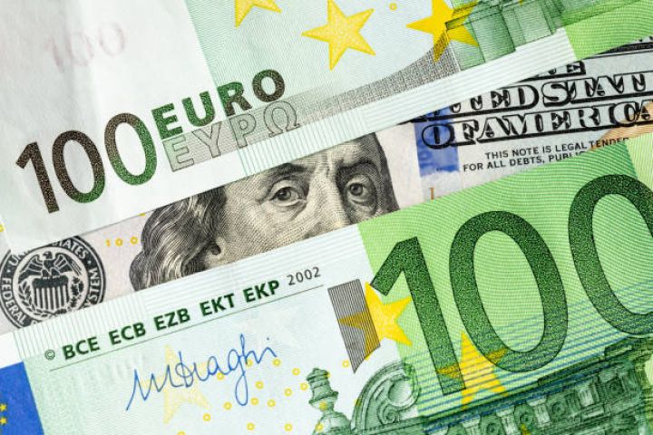 Rəsmi məzənnələr açıqlandı