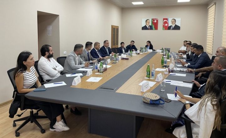 Poçt operatorları: "Lisenziya alınması zamanı çətinliklər ilə üzləşirik"