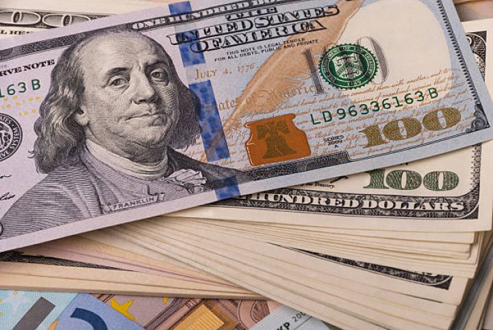 Azərbaycan şirkəti Dollar istiqrazları buraxıb, Birja siyahısına daxil edib - ŞƏRTLƏR