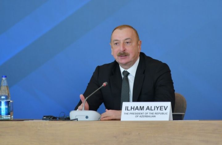 İlham Əliyev Forumun açılış mərasimində iştirak edib