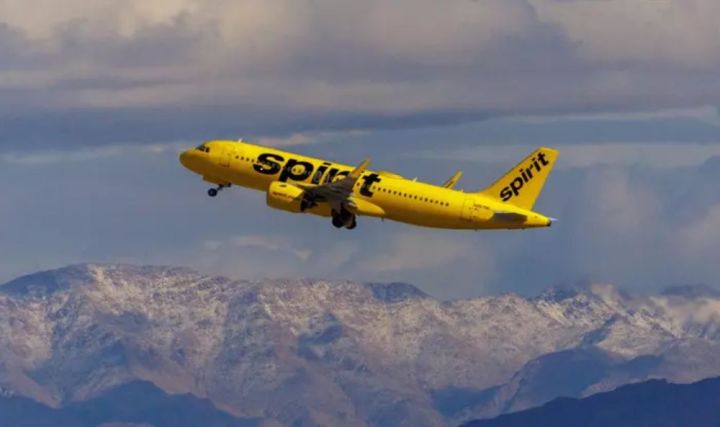 Aviaşirkət iflasın astansındadır