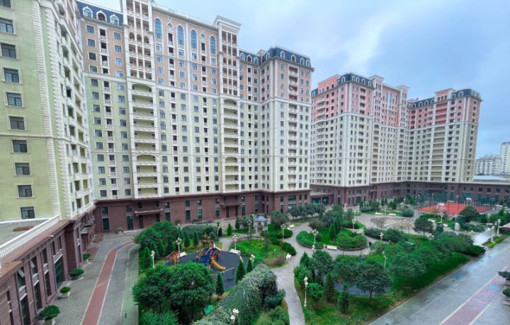 “Renessans Palace” ekoloji təmizliyinə və enerji səmərəliliyinə görə "Qızıl"a layiq görülən ilk yaşayış kompleksi oldu