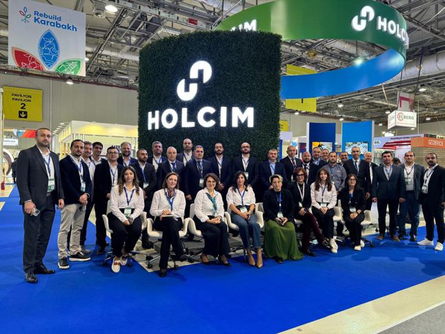 Holcim Azərbaycan “Rebuild Karabakh” sərgisində kisə sement məhsullarını təqdim edib