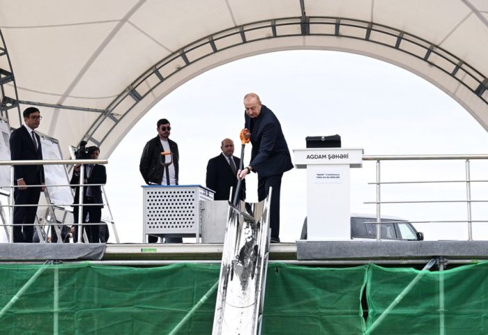 11 min 700 nəfərlik tamaşaçı tutumuna malik stadionunun təməli qoyulub