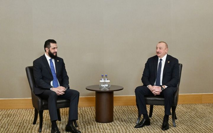 İlham Əliyev Suriya Ərəb Respublikasının keçid dövrü Prezidenti ilə görüşüb