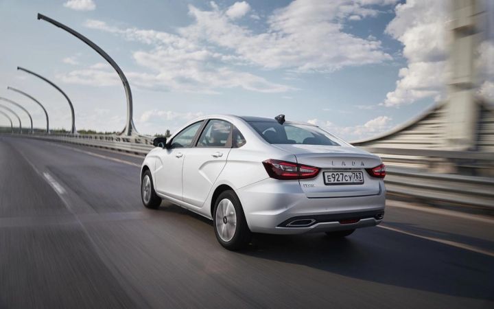 AvtoVAZ 47 mindən çox Lada avtomobilini geri çağıracaq