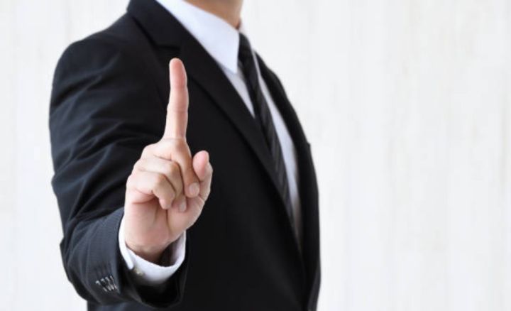 Mərkəzi Bank investisiya şirkətinə xəbərdarlıq edib