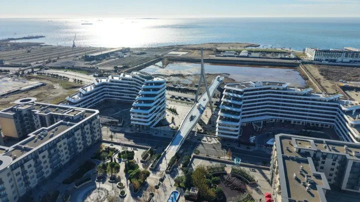 “Bakı Ağ Şəhər”də həyata keçirilən işlər ilə tanış olub - FOTOLAR