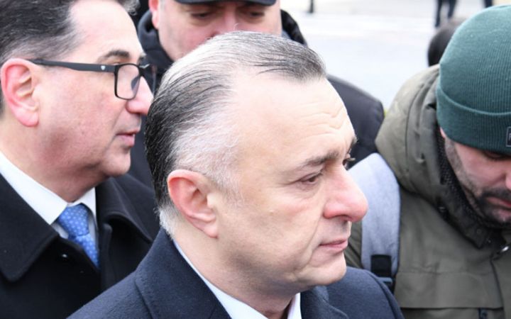 "İndiyə qədər 40 plastik cərrahın sənədi təftiş edilib, siyahı açıqlanacaq" - Səhiyyə naziri