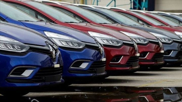 Rusiyanın AvtoVAZ şirkəti: Renault geri qayıtmaq istəsə, ən azı 1,3 milyard dollar ödəməlidir