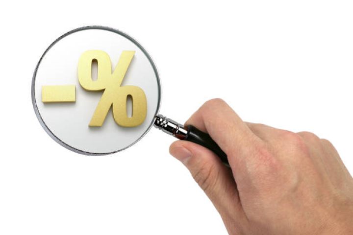 Bankların biznes kreditləri portfeli 15 milyard manatı aşıb