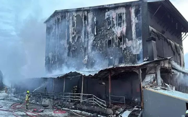 Uludağda hotel yanıb, ölən var