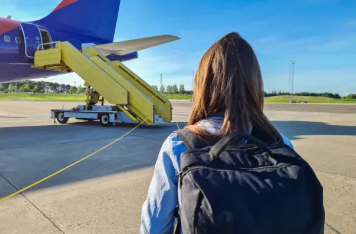 Azərbaycandan Rusiya gedənlərin sayı 30 faiz, Türkiyəyə gedənlərin sayı isə 4,4 faiz azalıb