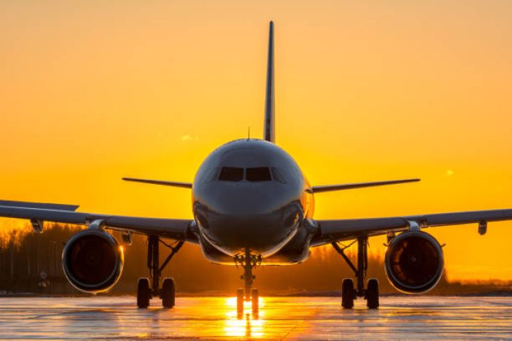 İsrail aviaşirkəti Təl-Əvivdən Bakıya reysləri bərpa edir