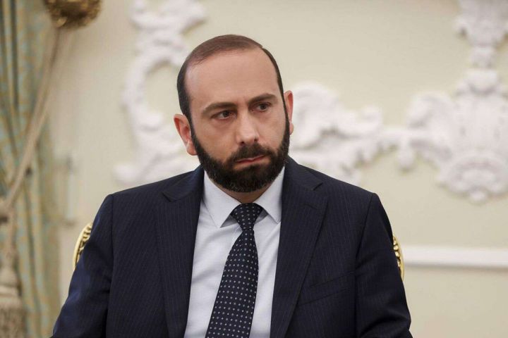 Mirzoyan: Azərbaycan və Türkiyə prezidentləri İrəvana dəvət olunublar