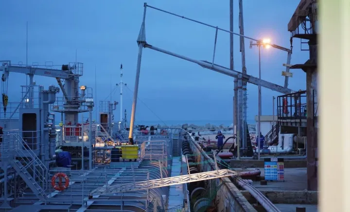 “KazMunayGas” Bakı–Tbilisi–Ceyhan kəməri ilə neft ixracını bərpa edib